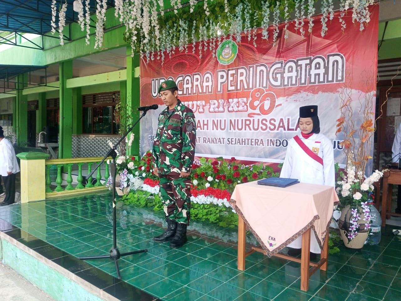Upacara Bendera Memperingati Hari Kemerdekaan Republik Indonesia